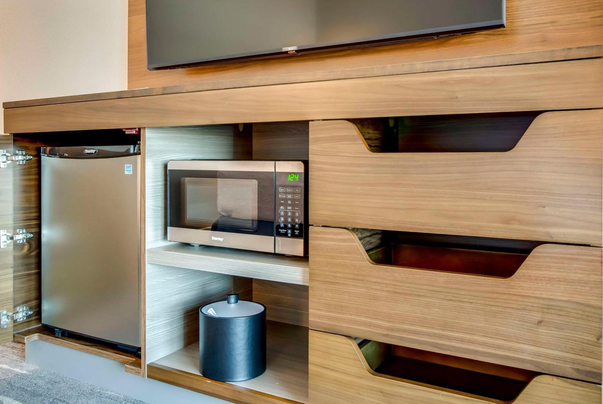Hampton Inn & Suites By Hilton Louisville East Oxmoor 외부 사진