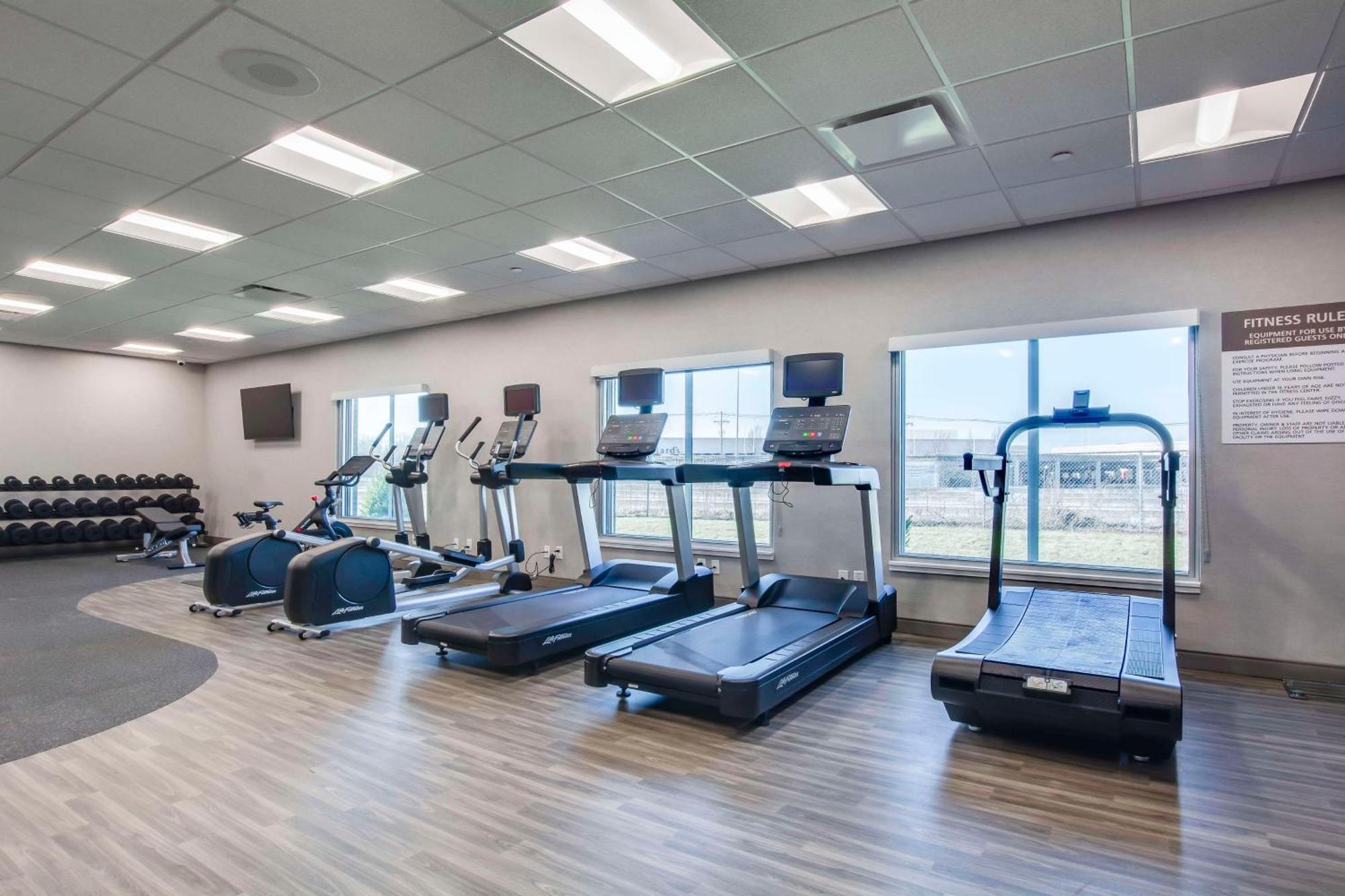 Hampton Inn & Suites By Hilton Louisville East Oxmoor 외부 사진